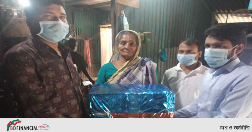 বীরাঙ্গনাদের পাশে ফরিদপুরের জেলা প্রশাসক