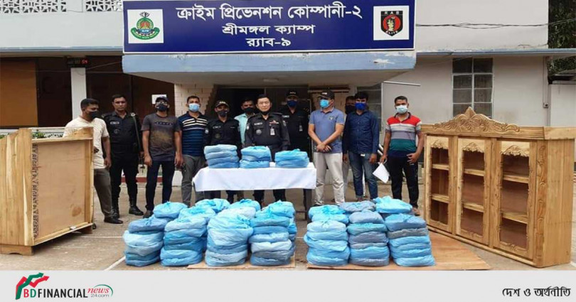 শ্রীমঙ্গলে র্যাব-৯’র অভিযানে গাজা উদ্ধার’ কাঠের ফার্নিচার ও পিকআপ আটক!