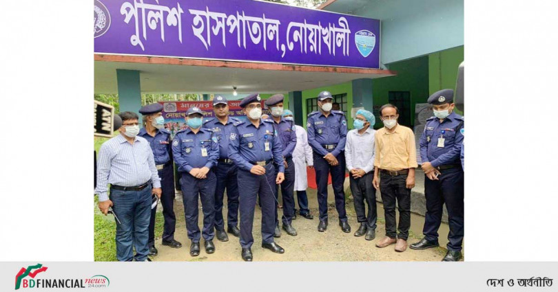 করোনা রোগীদের পাশে নোয়াখালী পুলিশ সুপার