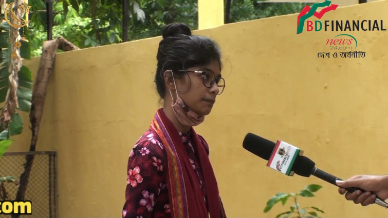 সোহরাওয়ার্দী উদ্যানের গাছ কেটে স্থাপনা : প্রতিবাদমুখর সর্বস্তরের মানুষ