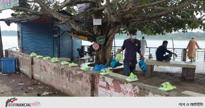 ঝালকাঠিতে ভিন্নধর্মী ইফতারের আয়োজন করলেন দুরন্ত ফাউন্ডেশন