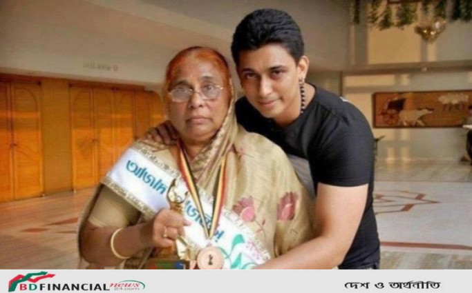 মা দিবসে জায়েদ খানের স্মৃতিকথার ঝুলি