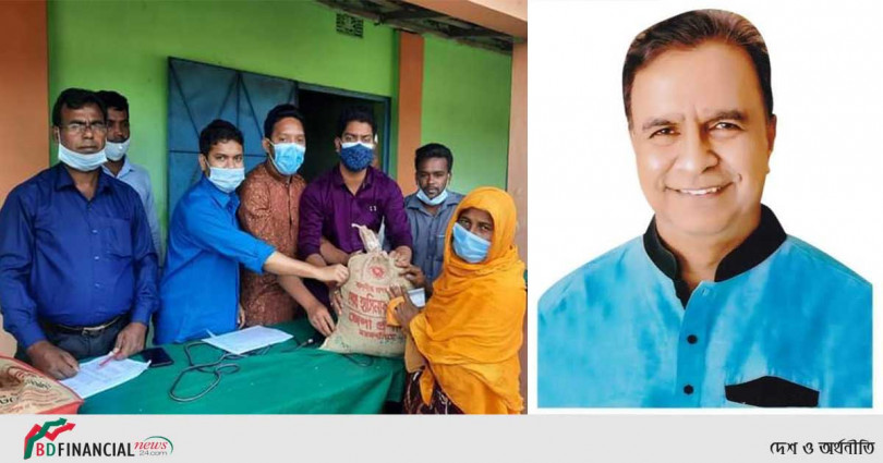 পবিত্র ঈদ-উল-ফিতর উপলক্ষে মুক্তাগাছায় প্রধানমন্ত্রীর ঈদ উপহার বিতরণ