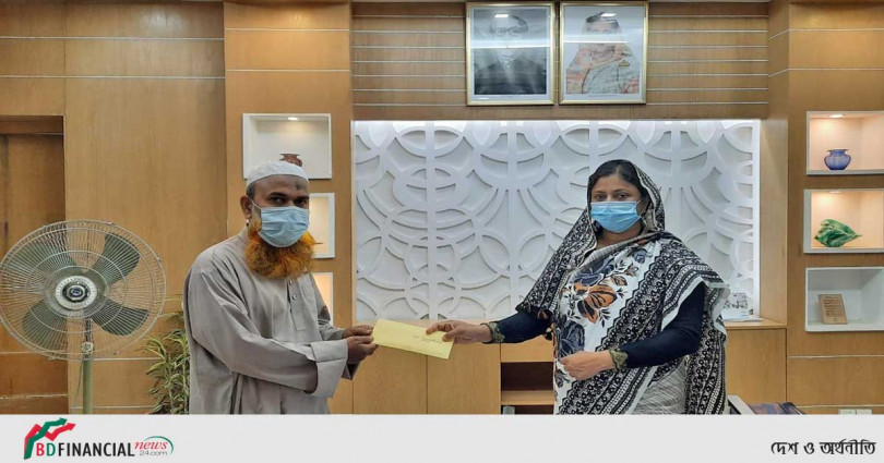 এতিমখানায় শিশু কিশোরদের চাল বরাদ্দ দিলেন হবিগঞ্জের জেলা প্রশাসক