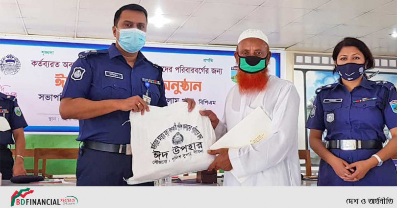 আপনাদের ঈদকে নিরাপদ করতে দিনরাত কাজ করে পুলিশ