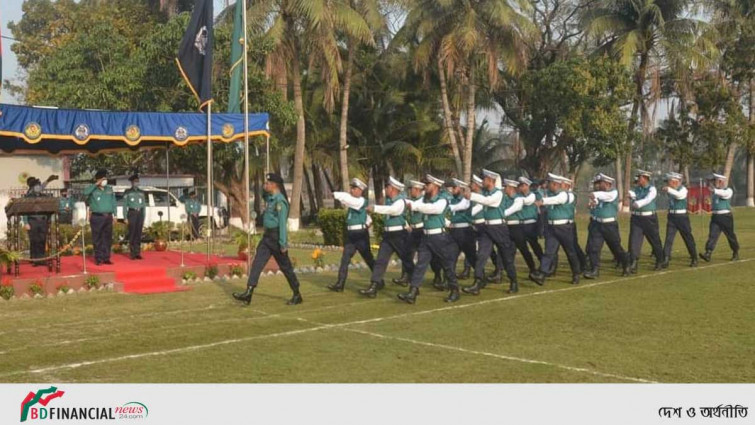 কেএমপি'র বয়রাস্থ পুলিশ লাইন্স মাঠে মাস্টার প্যারেড