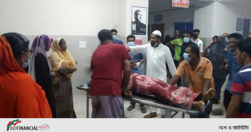 কাশিয়ানীতে প্রকাশ্যে এক যুবককে কুপিয়ে হত্যা
