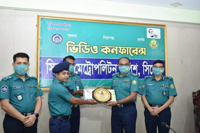এসএমপি'র সদ্য পদোন্নতিপ্রাপ্ত তিন অতিরিক্ত উপ-পুলিশ কমিশনারের বিদায় সংবর্ধনা অনুষ্ঠিত