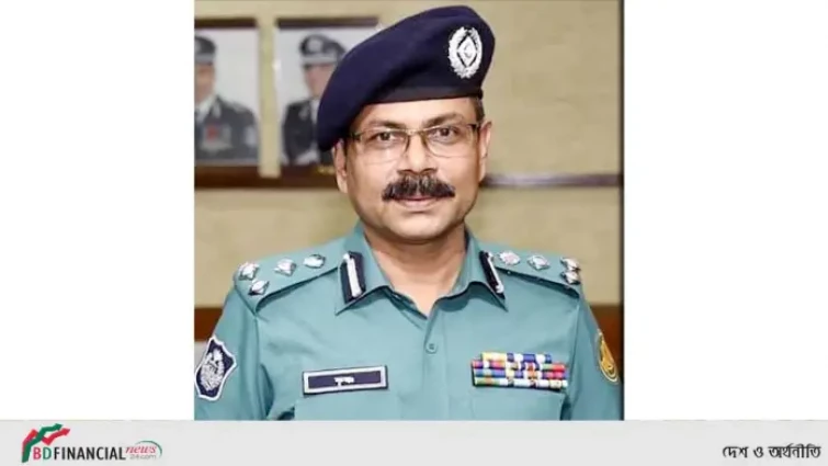 অসহায় মায়ের আবেদনে সাড়া দিলেন সিএমপি কমিশনার