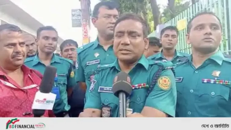 বিএনপি আমাদের ওপর অতর্কিত হামলা করেছে : পুলিশ