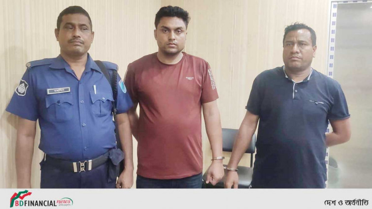 মোবাইল ভাঙার বিচার শেষে নারী সহকর্মীকে গণধর্ষণ, গ্রেপ্তার ২