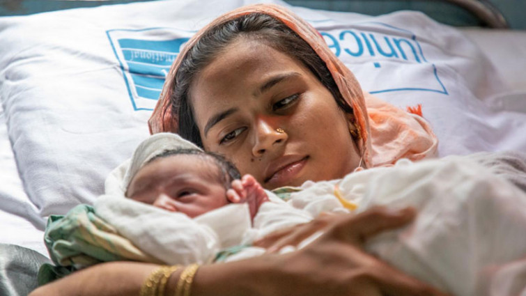 পোশাককর্মী মায়েদের সহায়তায় ইউনিসেফ