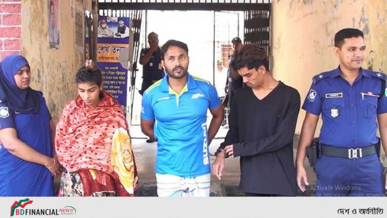 বাসা লুট করতে মাত্র ১০ মিনিট সময় নেন তারা