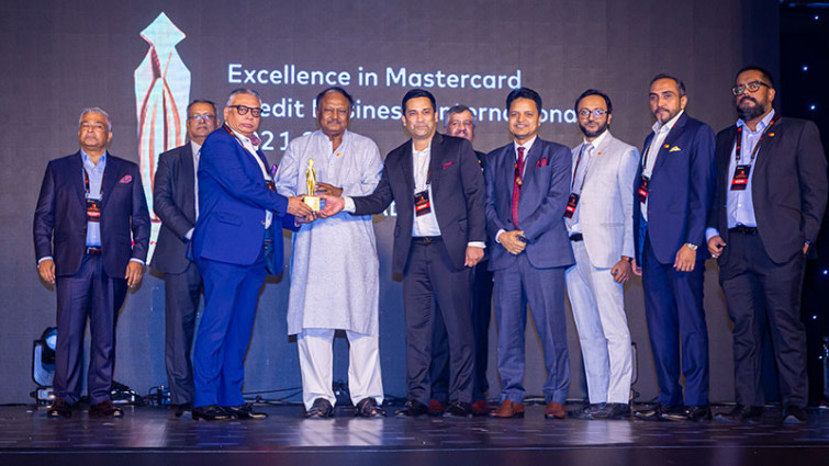মাস্টারকার্ড এক্সিলেন্স অ্যাওয়ার্ড পেল এবি ব্যাংক