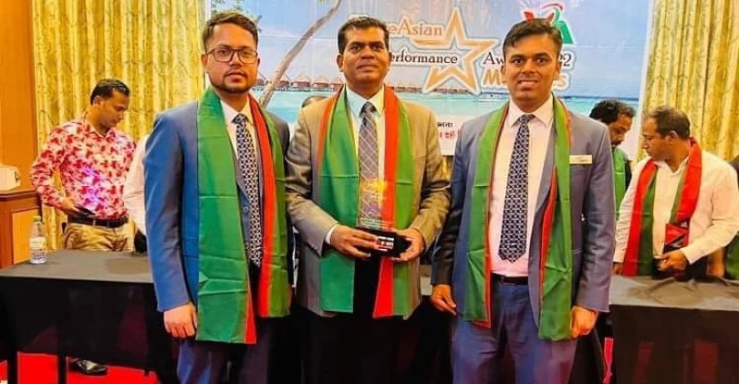 ‘সেরা এয়ারলাইন্স’ পুরস্কার পেল ইউএস-বাংলা