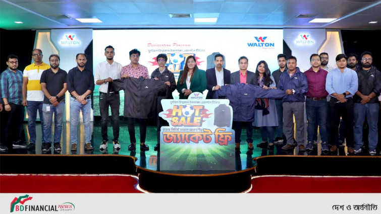 নতুন প্রিমিয়াম মডেলের স্মার্ট টিভি, ছাড়সহ জ্যাকেট ফ্রি পাওয়ার সুযোগ