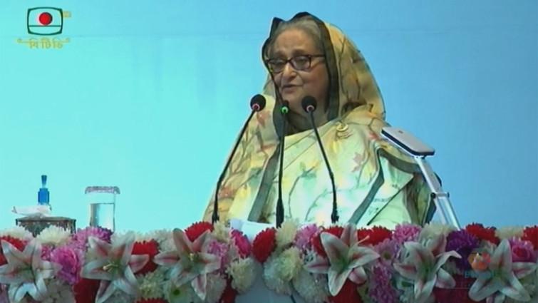 একুশে বইমেলা উদ্বোধন করলেন প্রধানমন্ত্রী