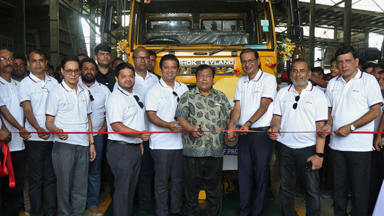 ১০ হাজার গাড়ি উৎপাদনের মাইলফলক অতিক্রম ইফাদ অটোসের