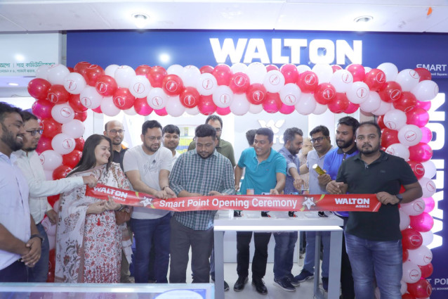 শ্যামলীতে ওয়ালটন মোবাইলের নতুন ব্র্যান্ড শপ ‘এ জে টেলিকম’