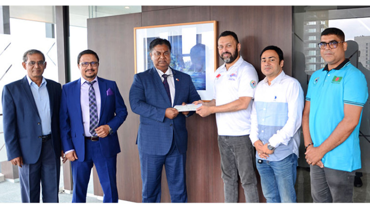 শাহ্জালাল ইসলামী ব্যাংকের আর্থিক সহায়তা