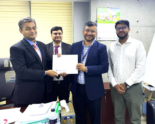 ডাচ বাংলা’র টায়ার ফোর ডাটা সেন্টার বাস্তবায়ন করবে স্মার্ট টেক