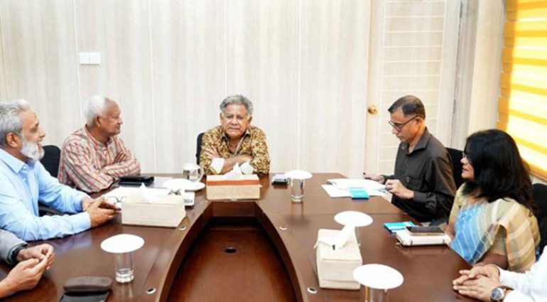 সোনালি ব্যাগ বহুল ব্যবহারের পদক্ষেপ নেওয়া হবে: উপদেষ্টা