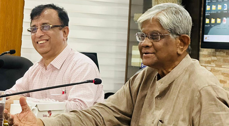 রিজার্ভ বাড়ছে, অর্থনীতি ঘুরে দাঁড়াচ্ছে: বাণিজ্য উপদেষ্টা