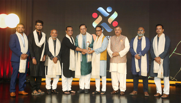 ৩টি ক্যাটাগরিতে মাস্টারকার্ড এক্সিলেন্স অ্যাওয়ার্ডস-২০২৪ গ্রহণ করল সাউথইস্ট ব্যাংক পিএলসি.