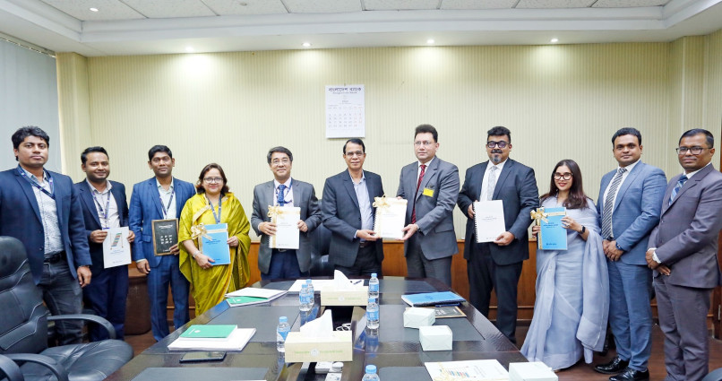 আর্থিক সাক্ষরতা বিষয়ক ব্রেইল বই প্রকাশ করল প্রাইম ব্যাংক পিএলসি.