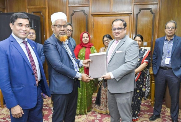 মার্কেন্টাইল ব্যাংক ও বাংলাদেশ ব্যাংকের মধ্যে সমঝোতা চুক্তি স্বাক্ষর