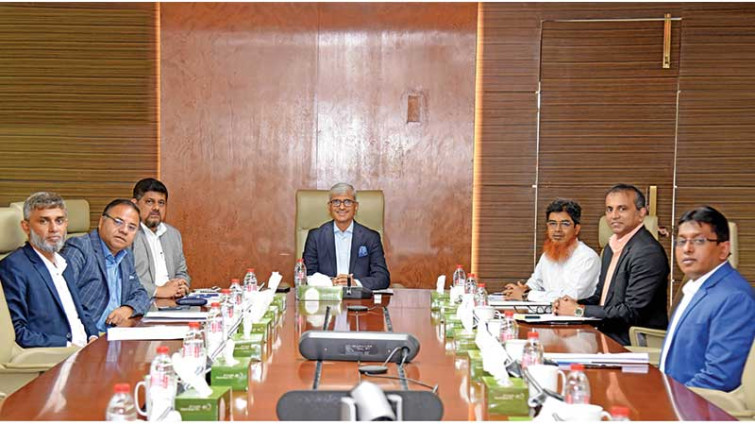 আল-আরাফাহ্ ইসলামী ব্যাংকের বিশেষ পর্ষদ সভা