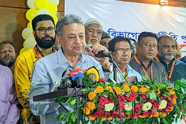 বর্তমান শাসকগোষ্ঠী জনগণ ও ব্যবসায়ীদের জন্য নয় : আমীর খসরু