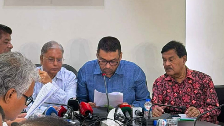 প্রায় ৬ টাকা কমিশন বাড়ানোর দাবি সিএনজি স্টেশন মালিকদের